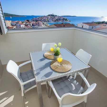 Royal Apartments Primošten Zewnętrze zdjęcie
